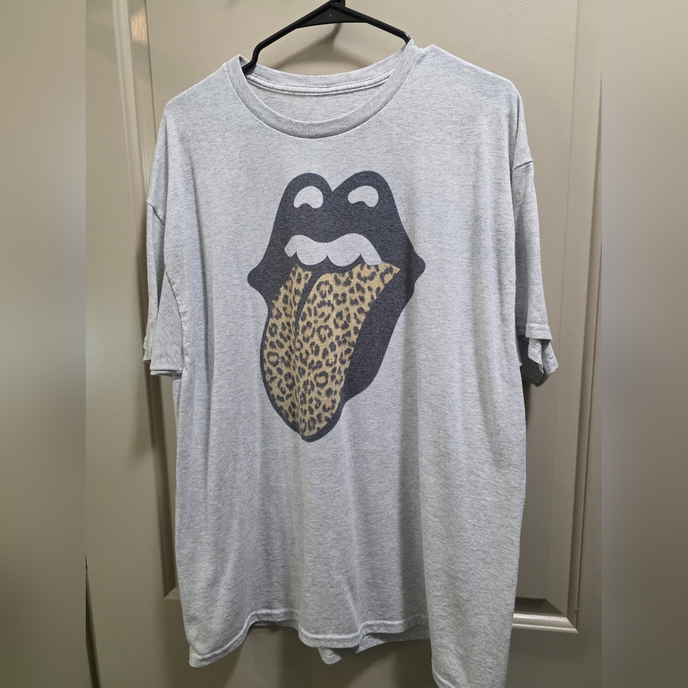 Gray Graphic T-Shirt